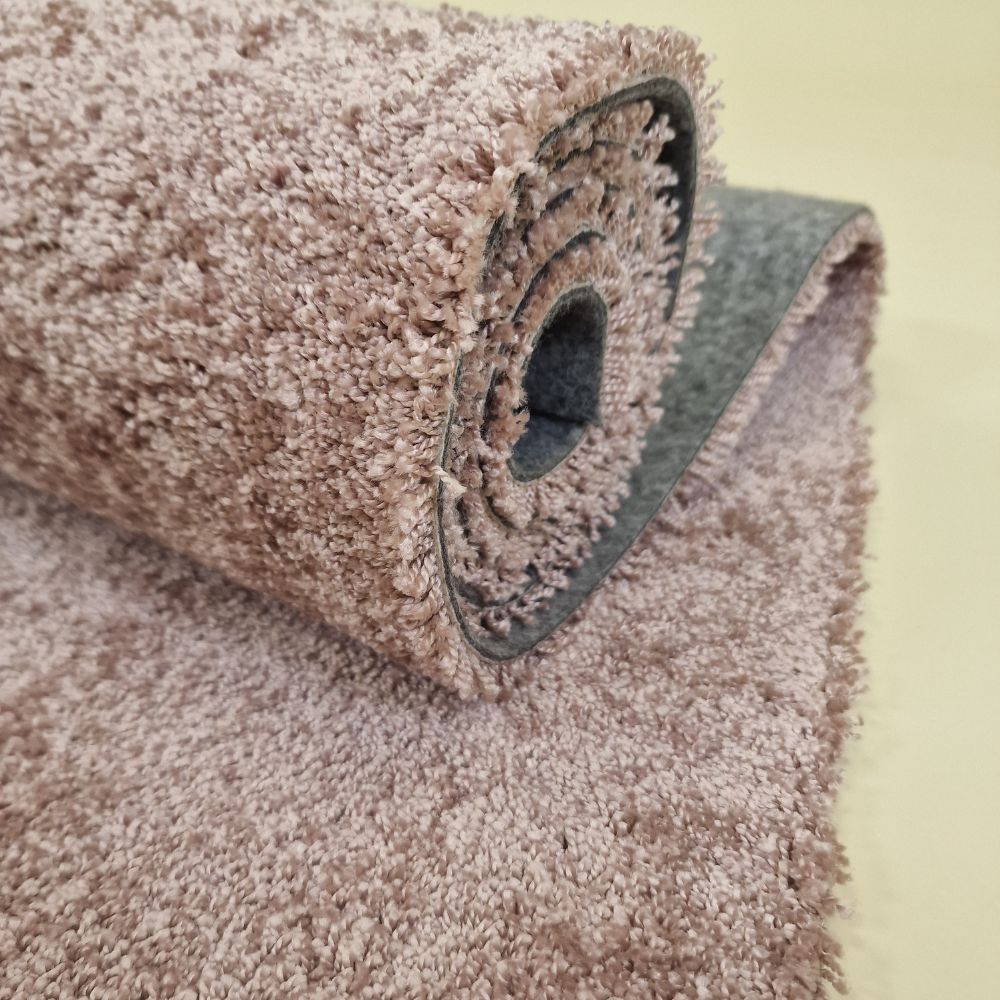 Cozy lyhytnukkainen matto - roosa.