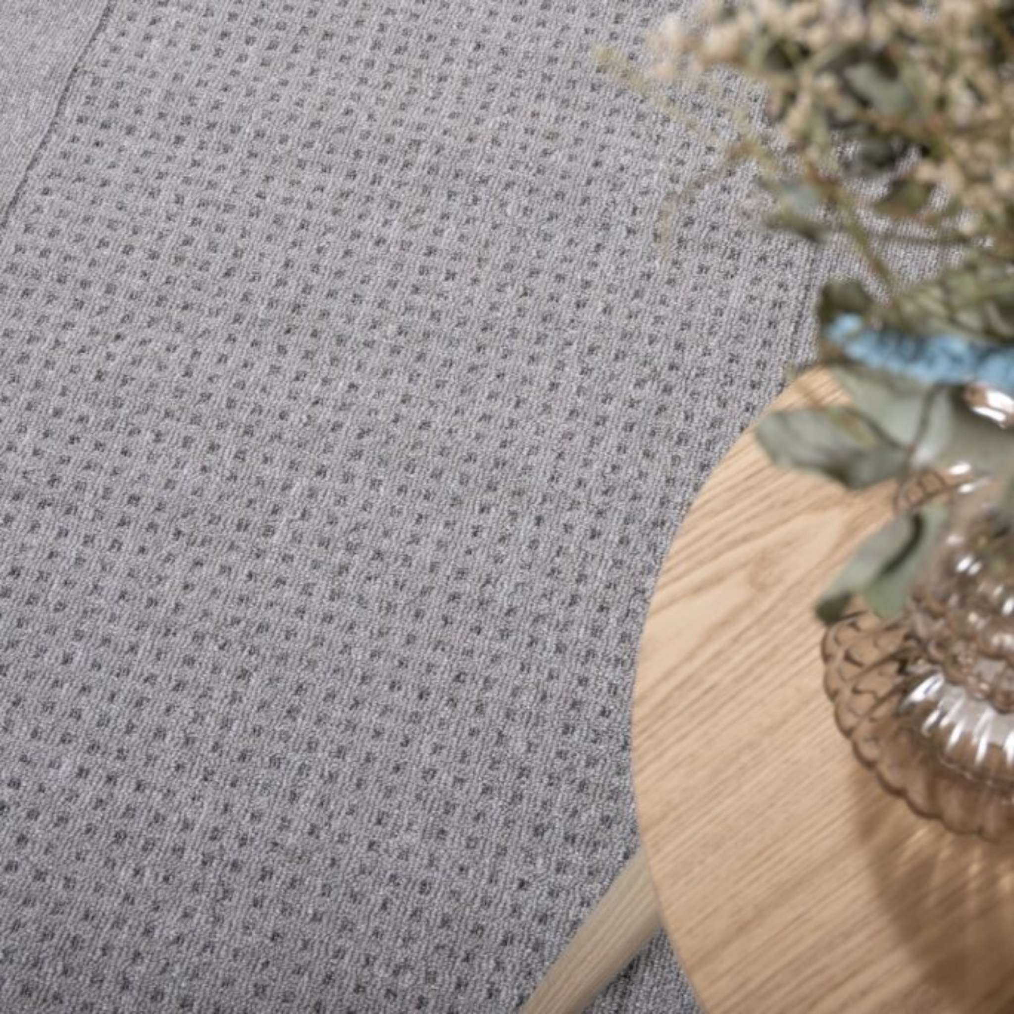 Fanni rubber backed rug - Light gray