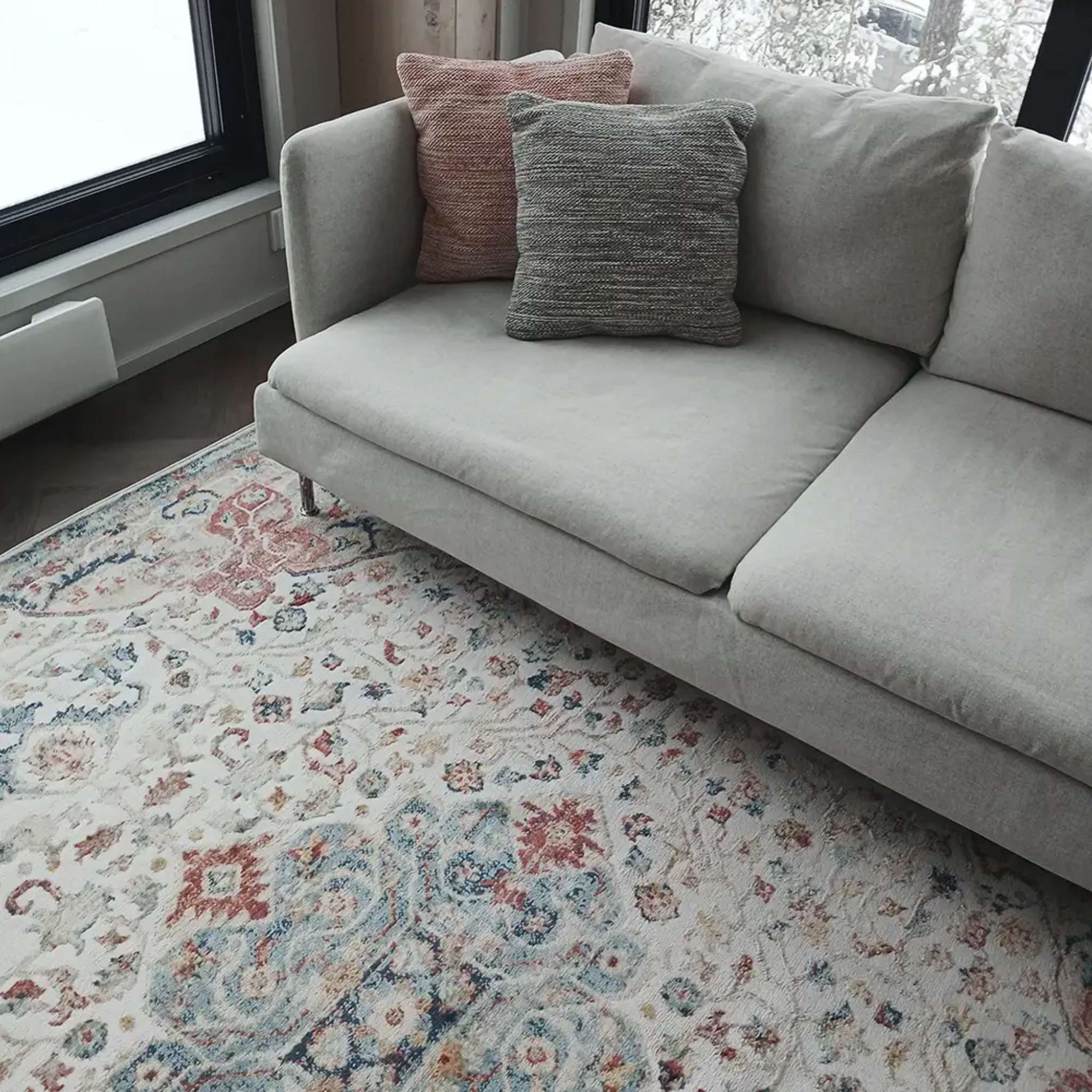 Gora nukkamatto - värikäs