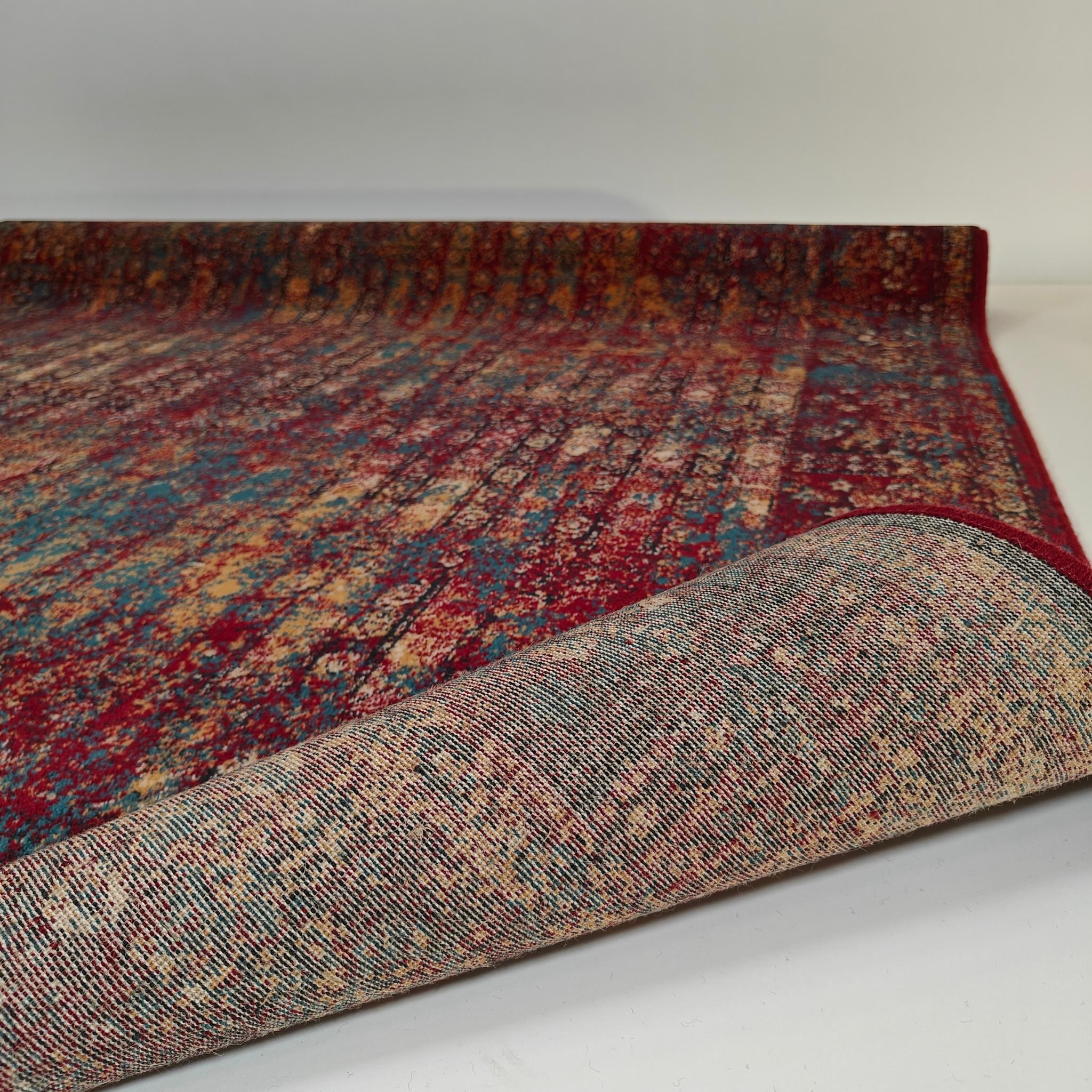 Grawe Wool rug - red