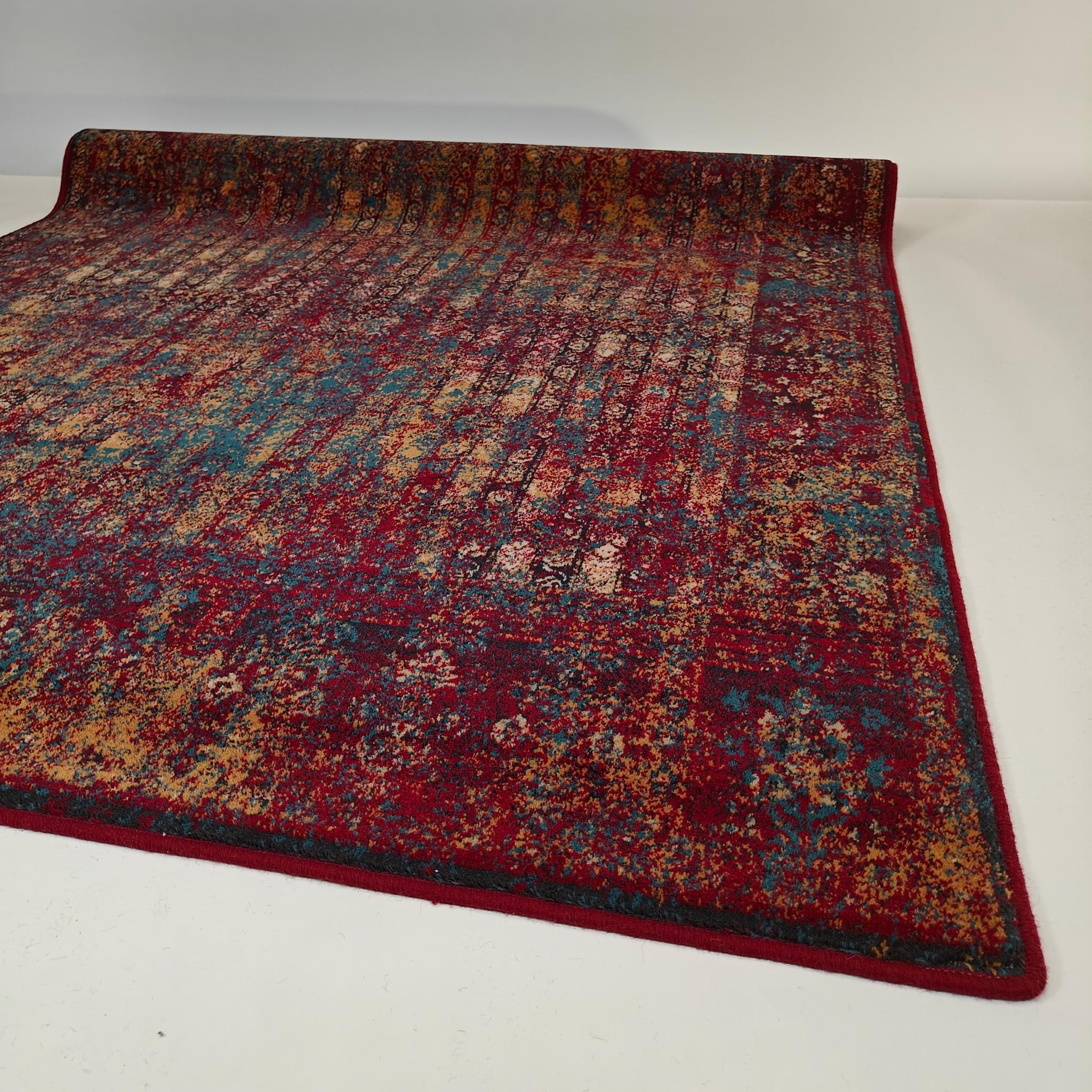 Grawe Wool rug - red