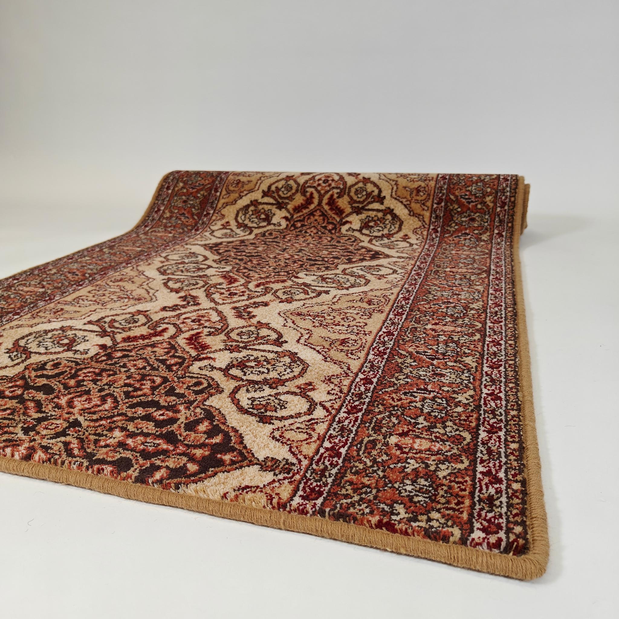 Leyla Oriental Wool rug Roll - Amber