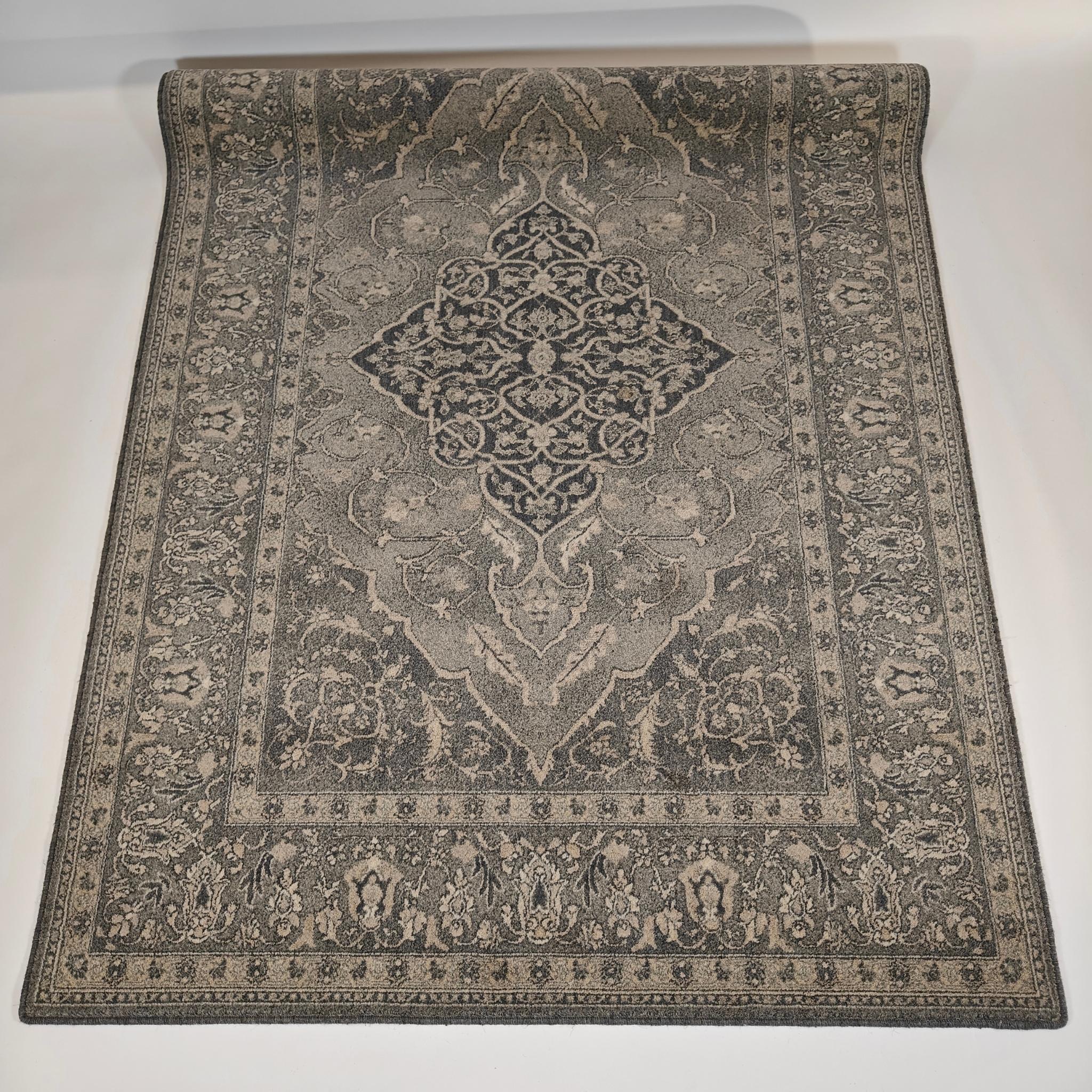 Leyla villamatto - tummanharmaa