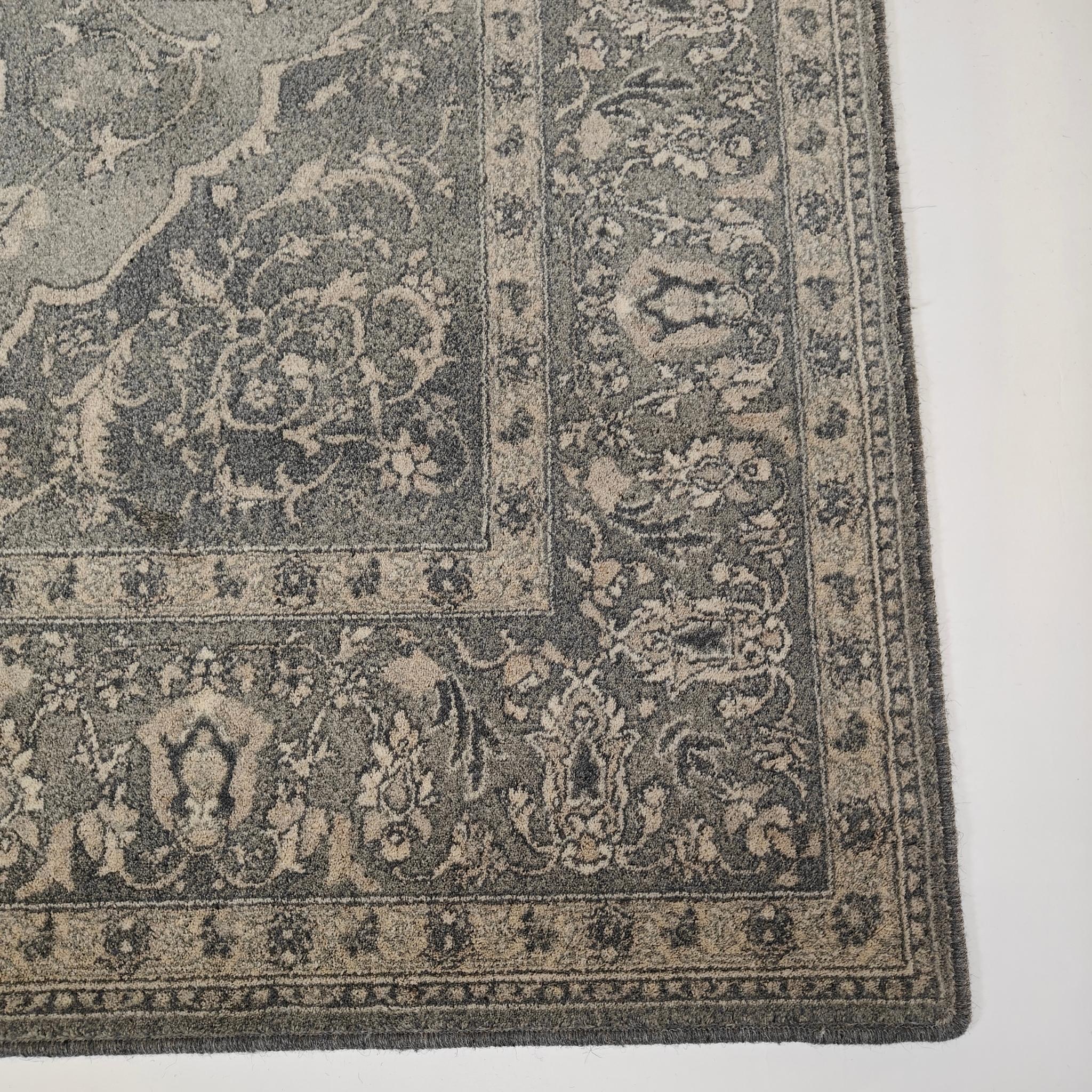 Leyla villamatto - tummanharmaa