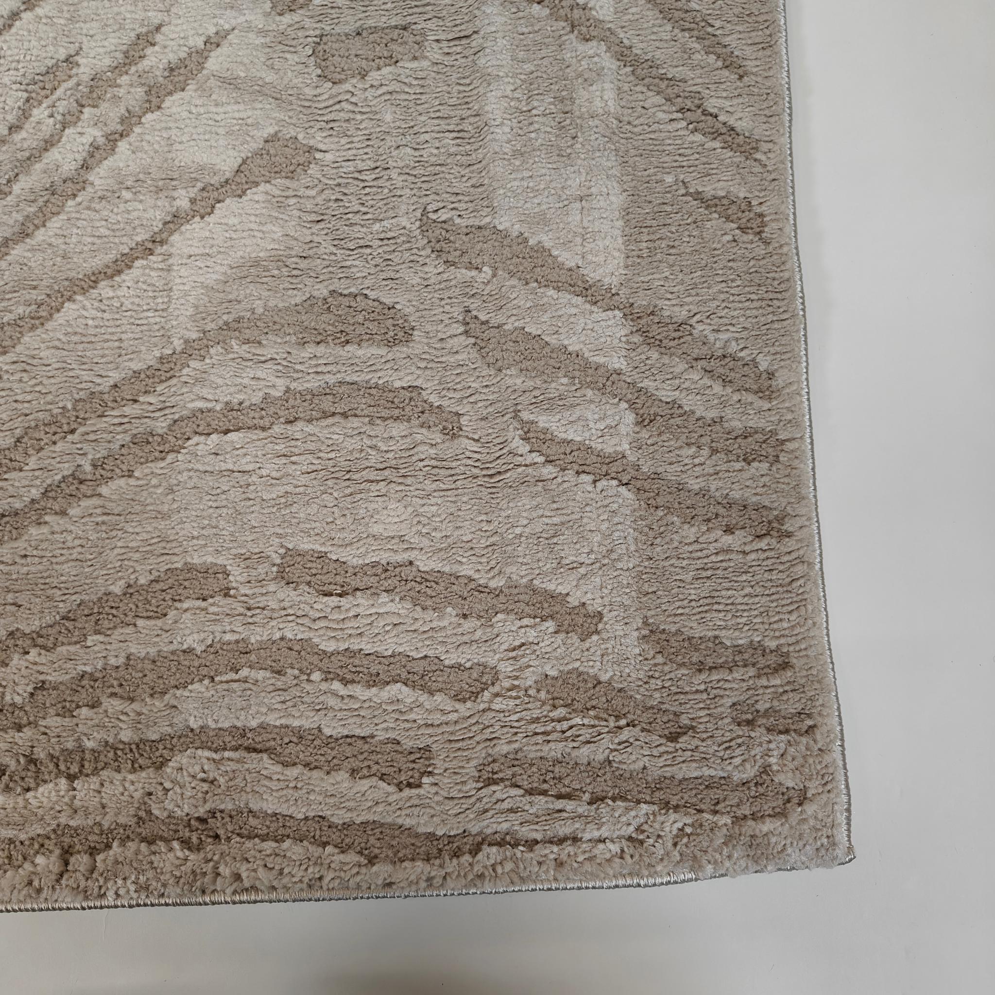 Lotus Pile rug - beige