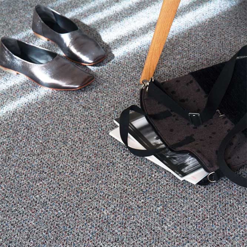 Narma RUMBA Runner rug - gray