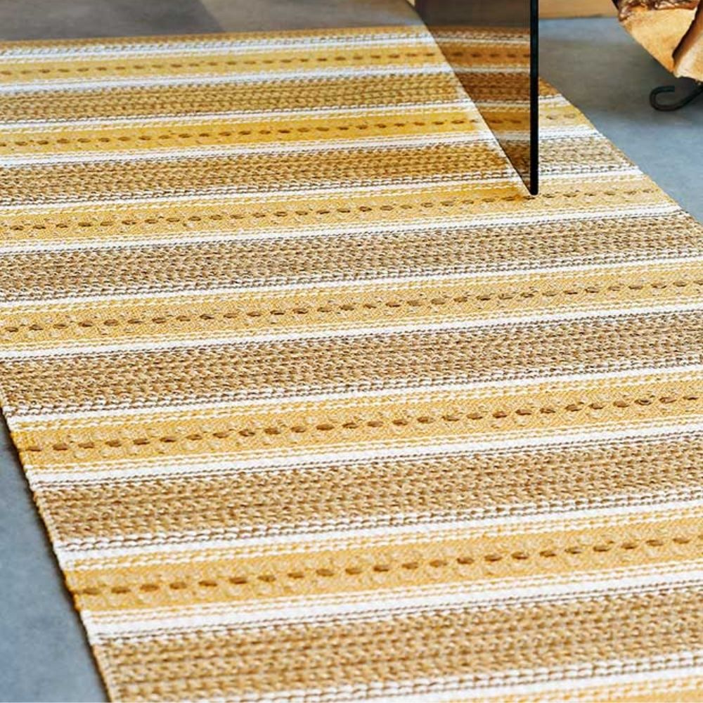 Narma RUNÖ Vinyl rug - gold