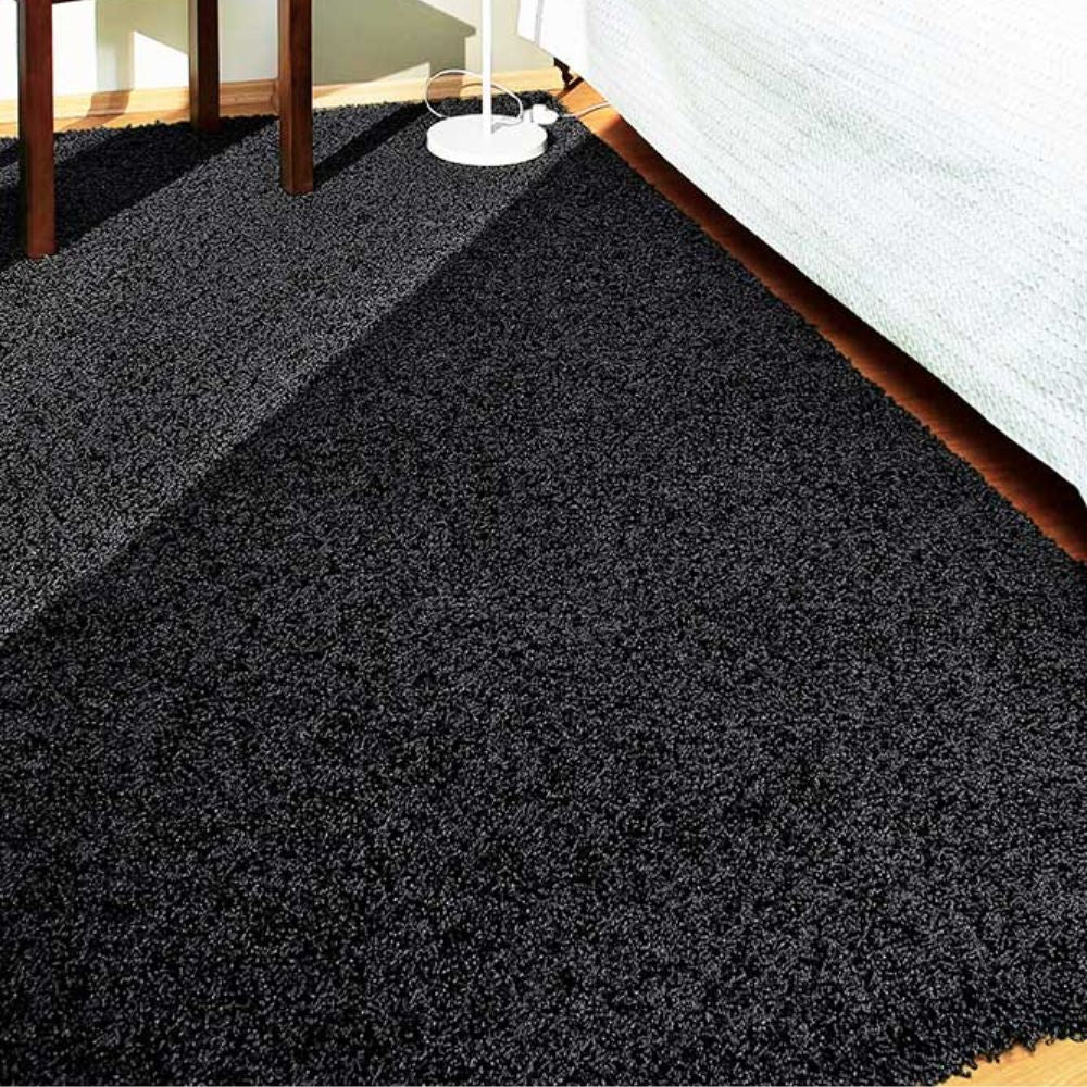 Narma SPICE Pile rug - black