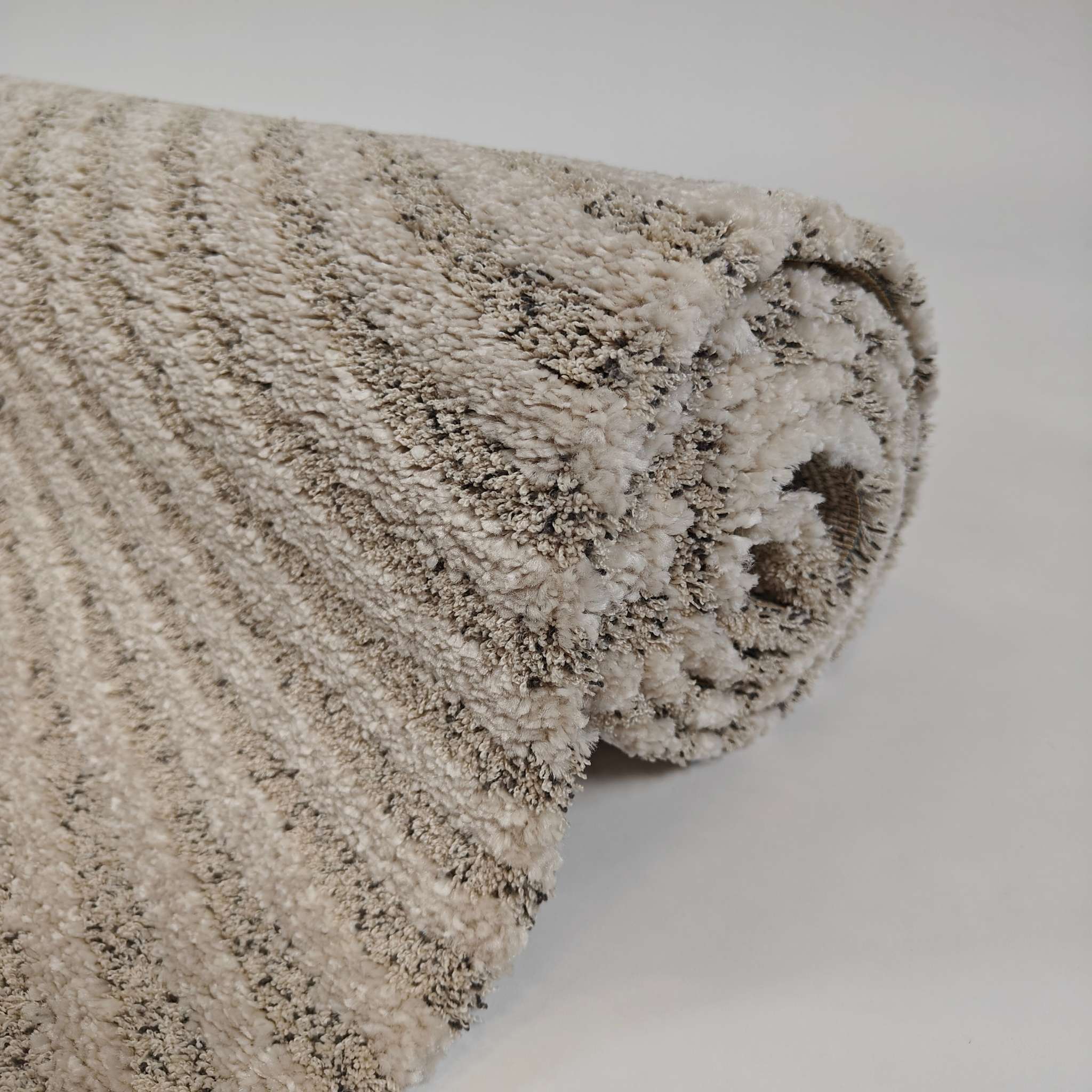 Sametti lyhytnukkainen matto - luonnonvalkoinen