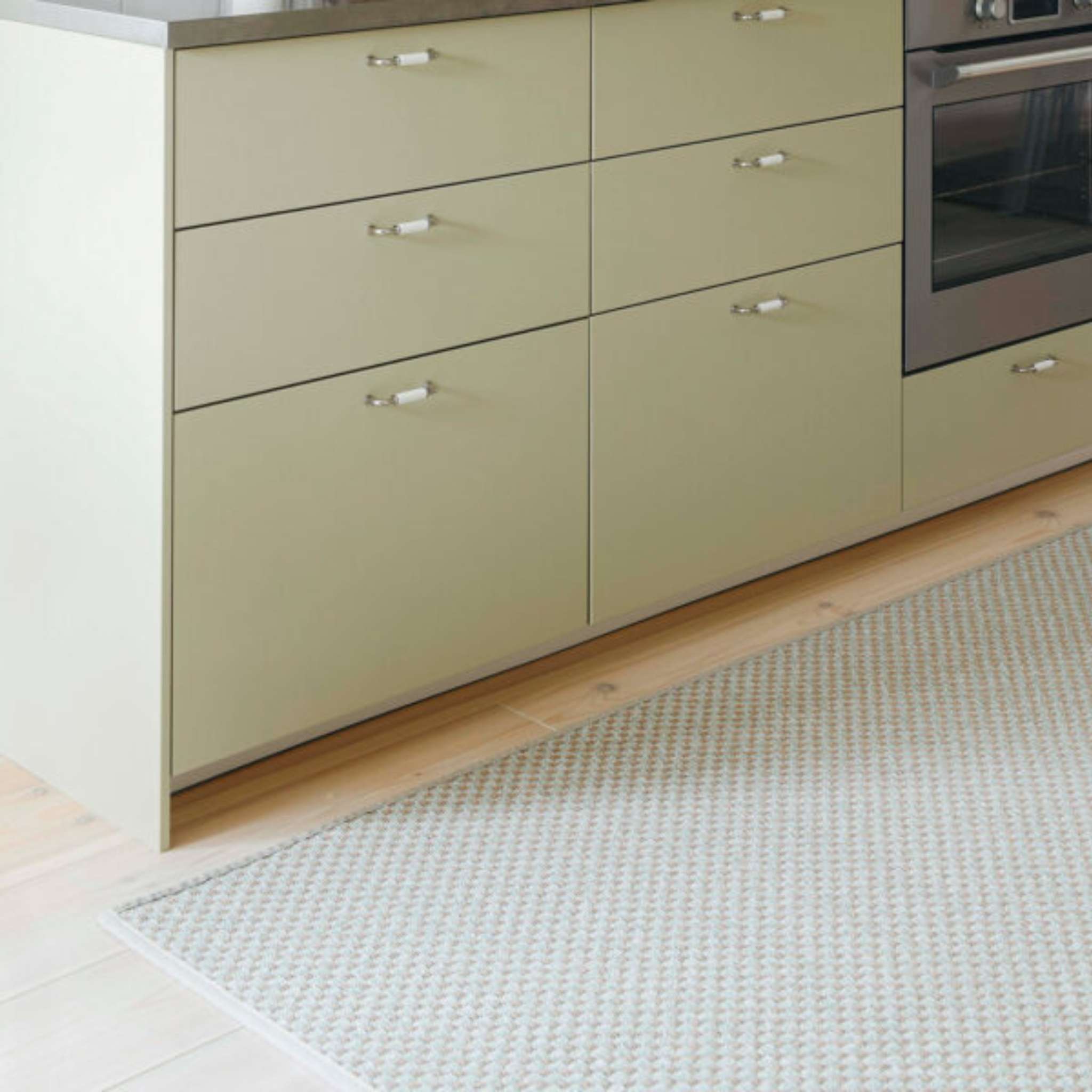 VM Carpet Pastilles Rug, Custom Size - 6 mint