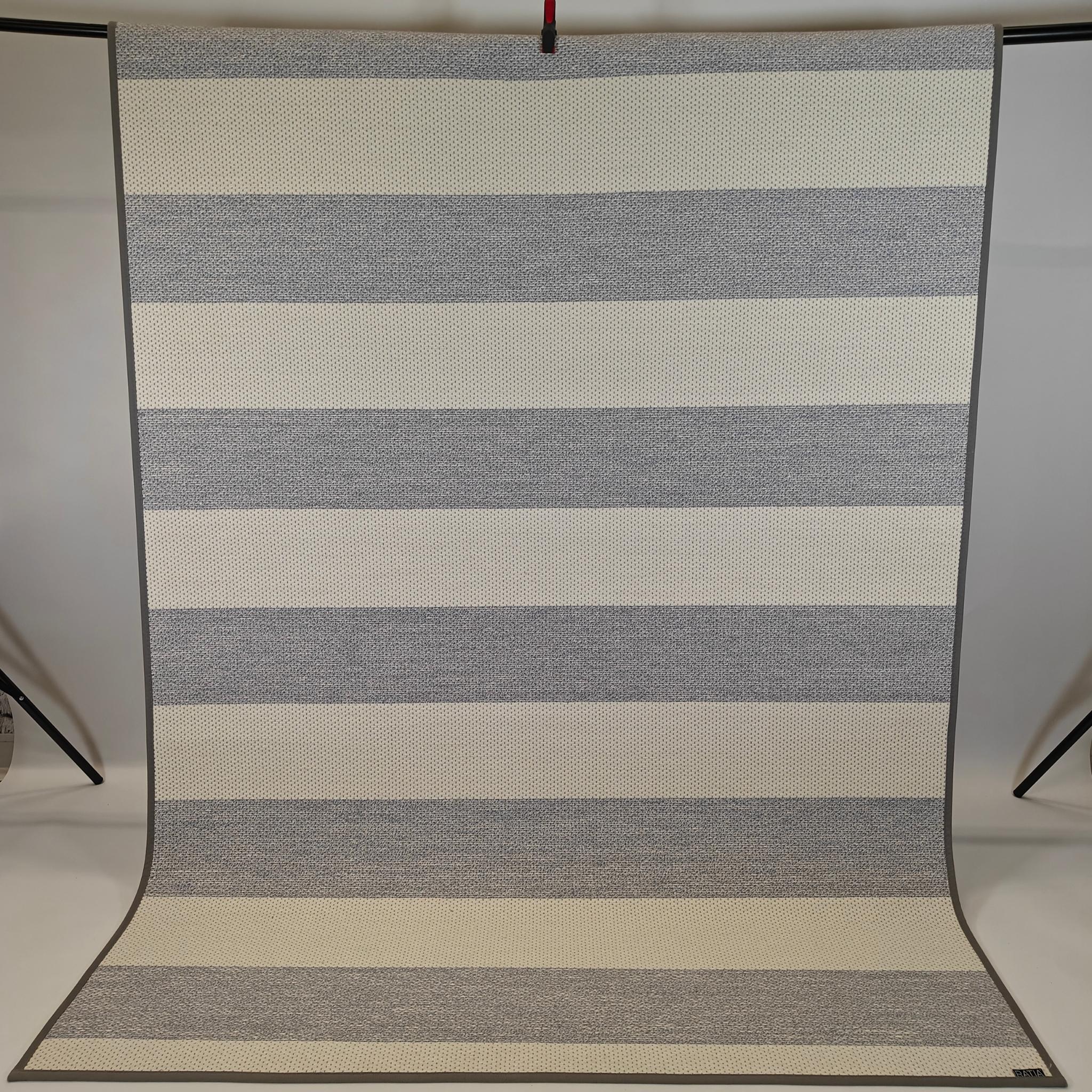 VM Carpet Viiva matto 160x230 cm - harmaa/valkoinen