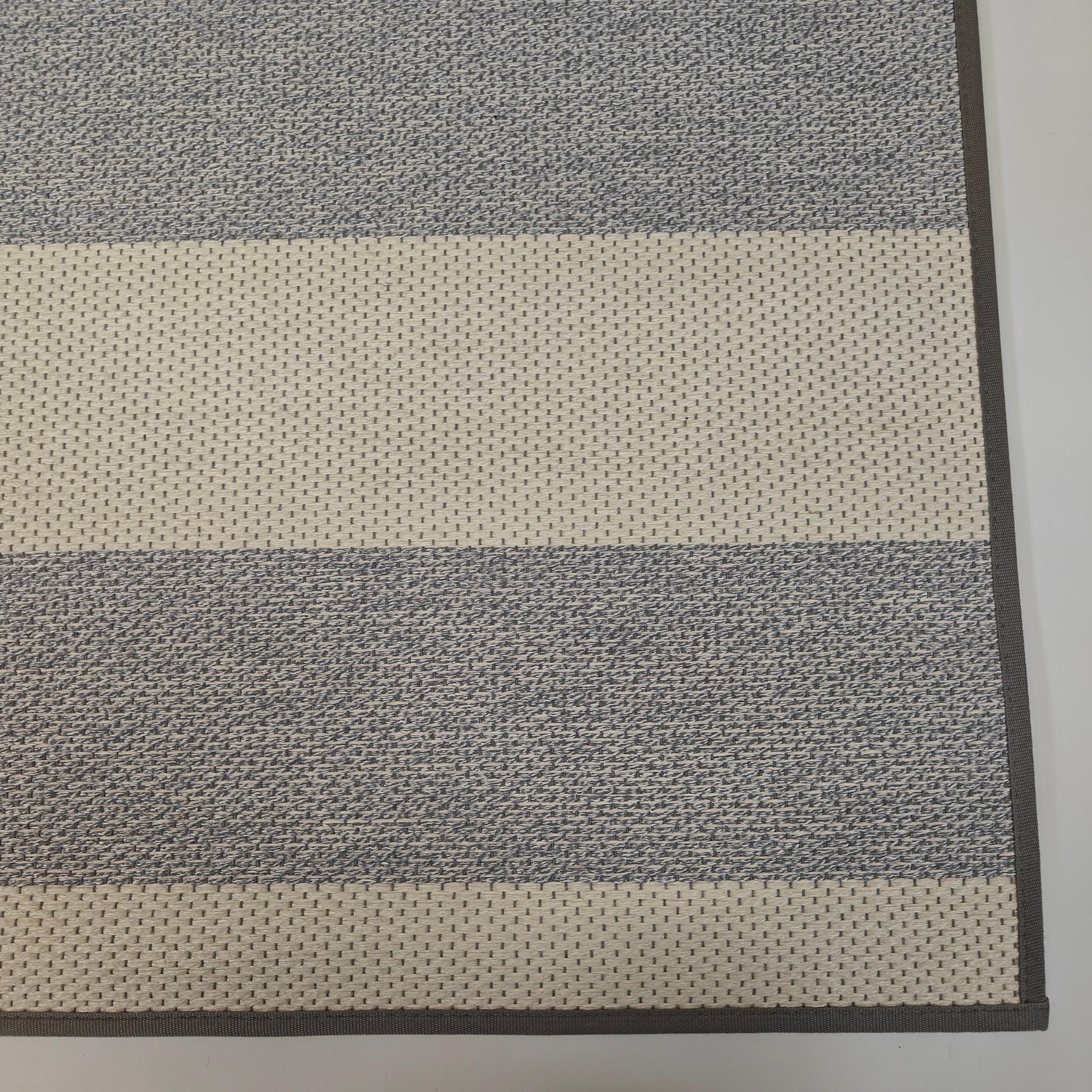 VM Carpet Viiva matto 160x230 cm - harmaa/valkoinen
