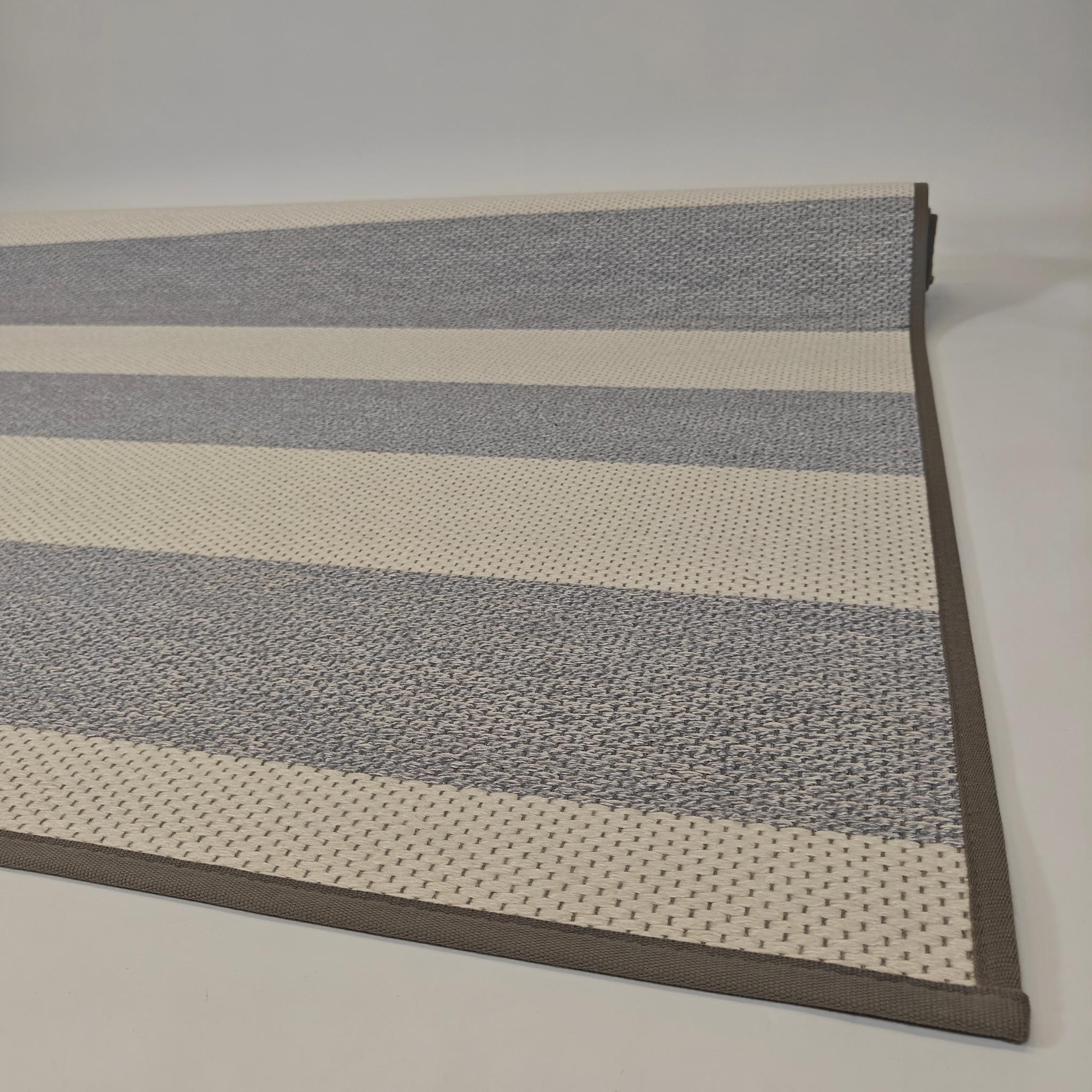 VM Carpet Viiva matto 160x230 cm - harmaa/valkoinen