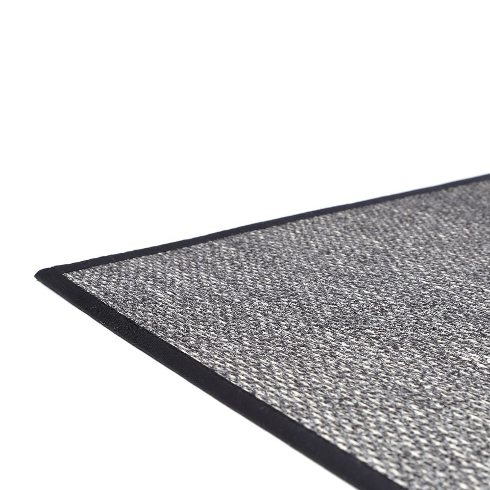 VM Carpet Aho matto - 79 musta