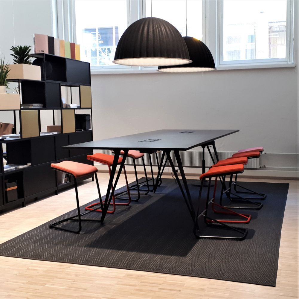 VM Carpet Elsa matto, omalla mitalla - 79 musta