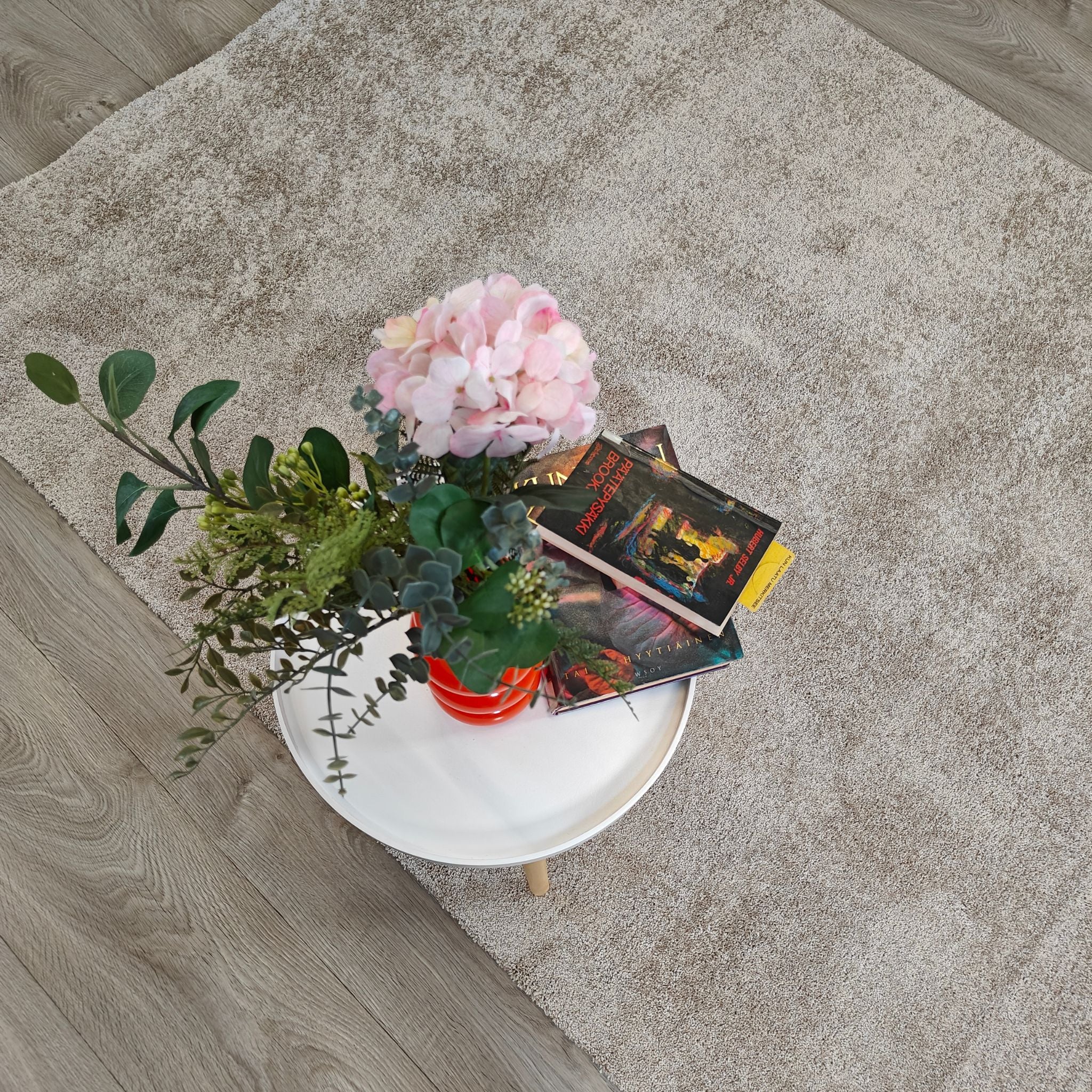 Cozy lyhytnukkainen matto - beige