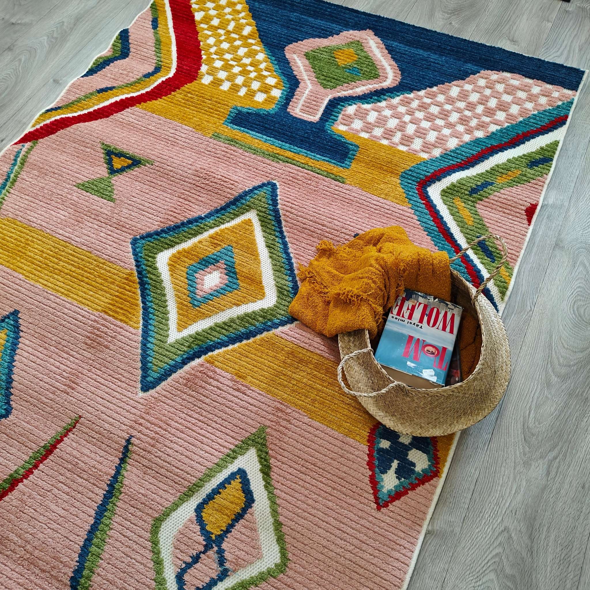 Fiesta low pile Rug - beige-colorful