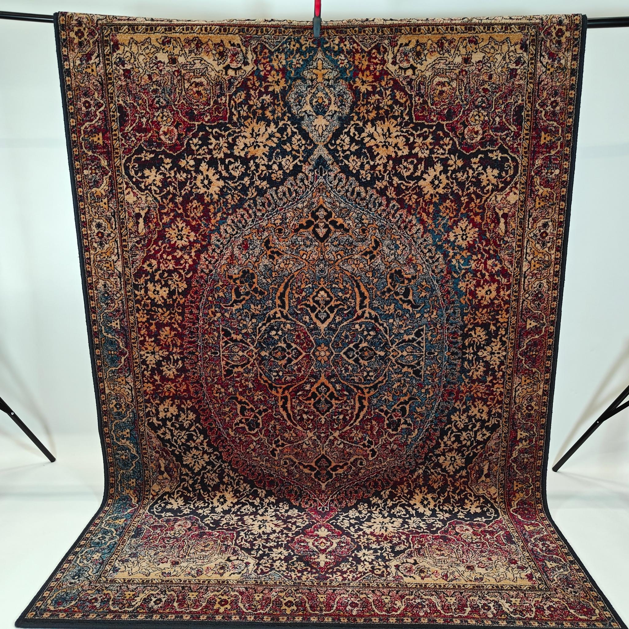 Maidas Wool rug - colorful