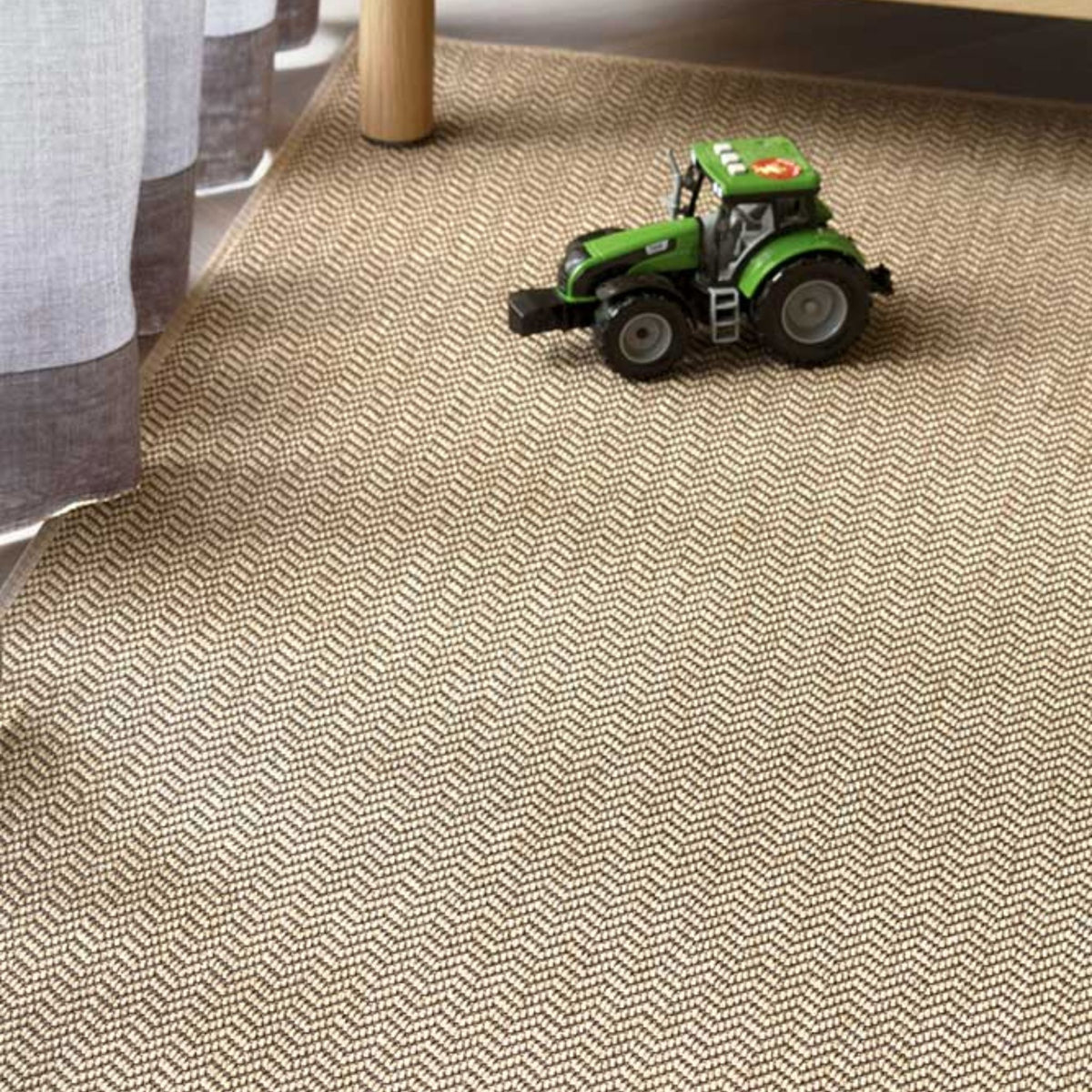 Narma BRAVO Sileäksi kudottu matto - beige