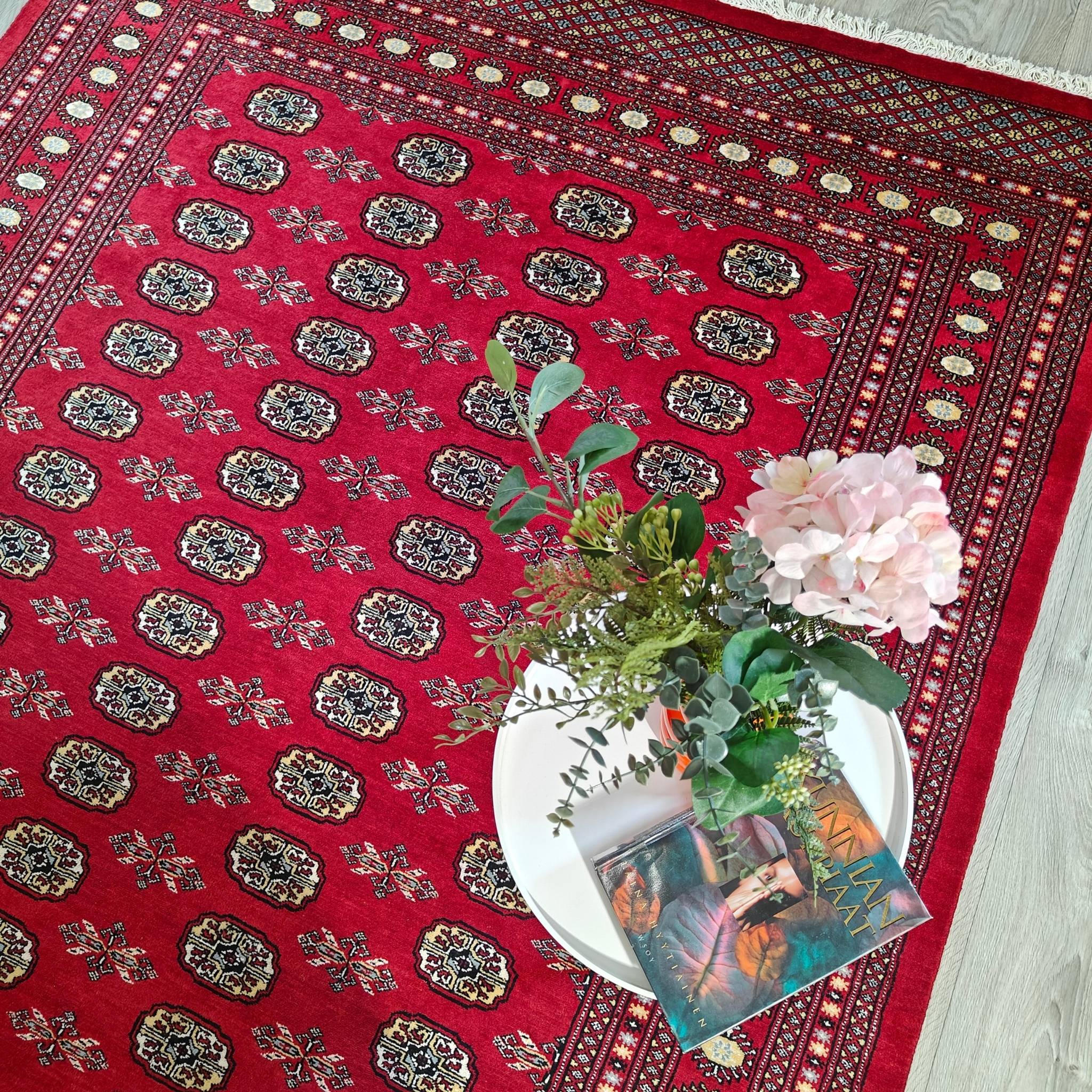 Pakistan Bokhara - punainen - 202x294cm