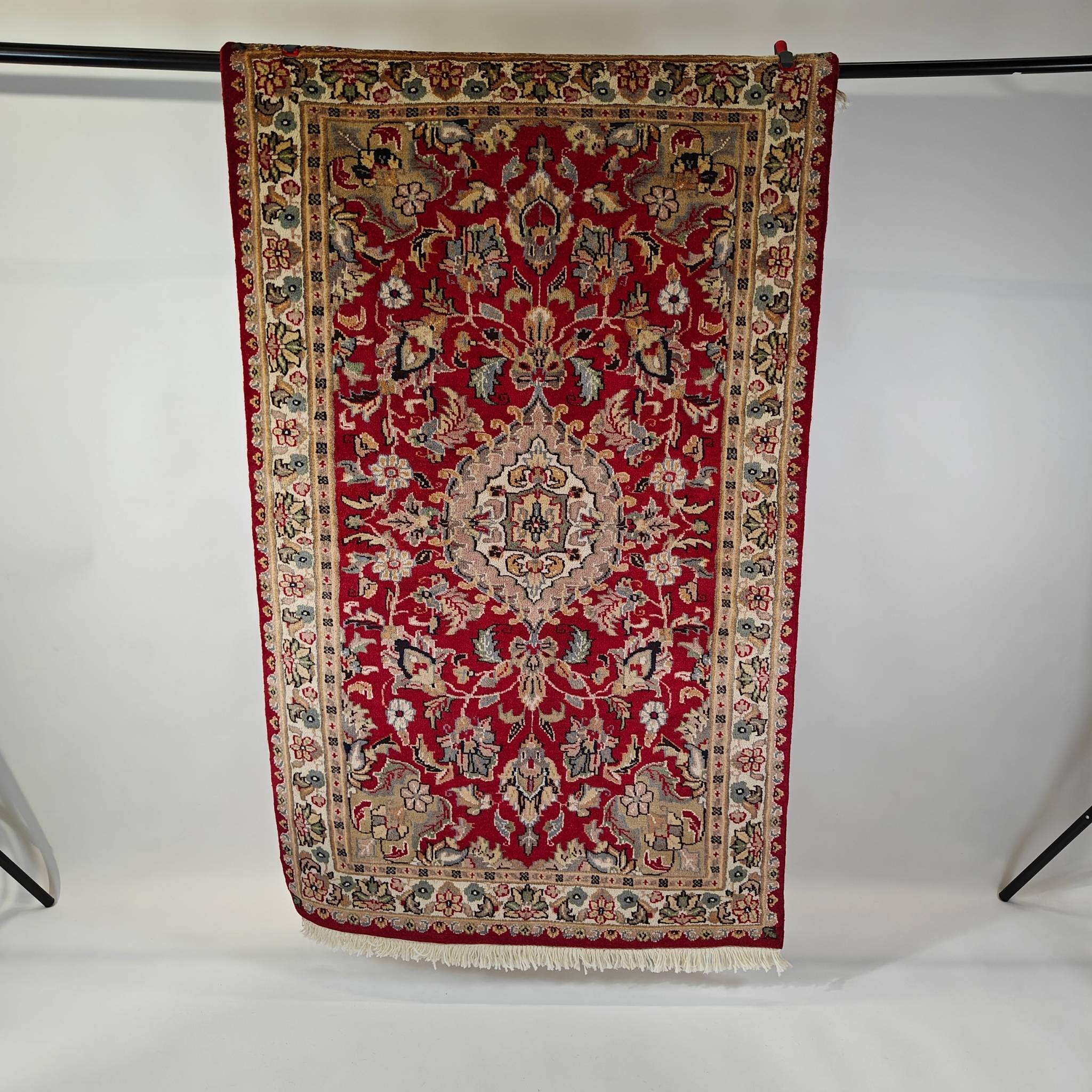 Pakistan Kashan - punainen - 94x158cm