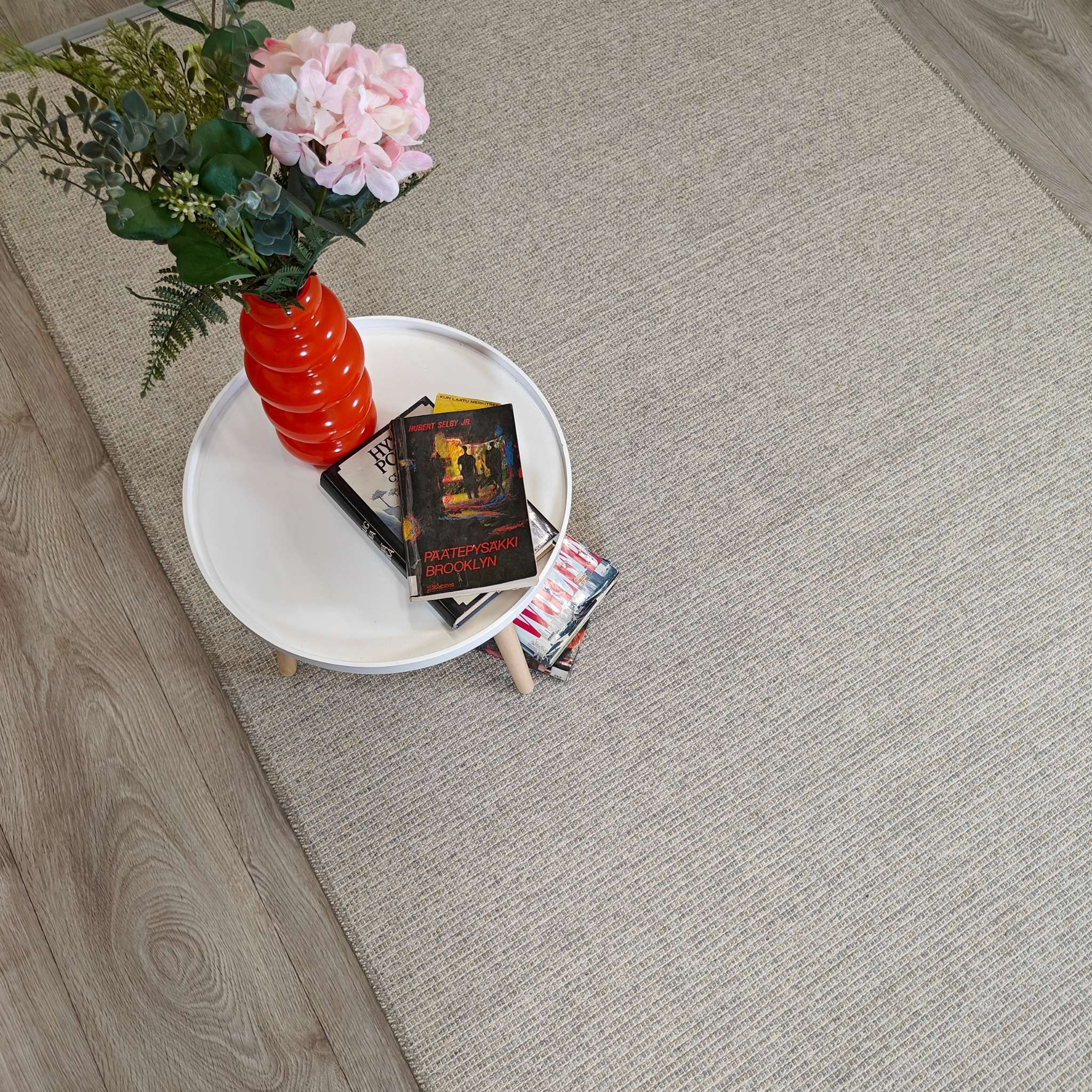 Aava Wool rug - light gray