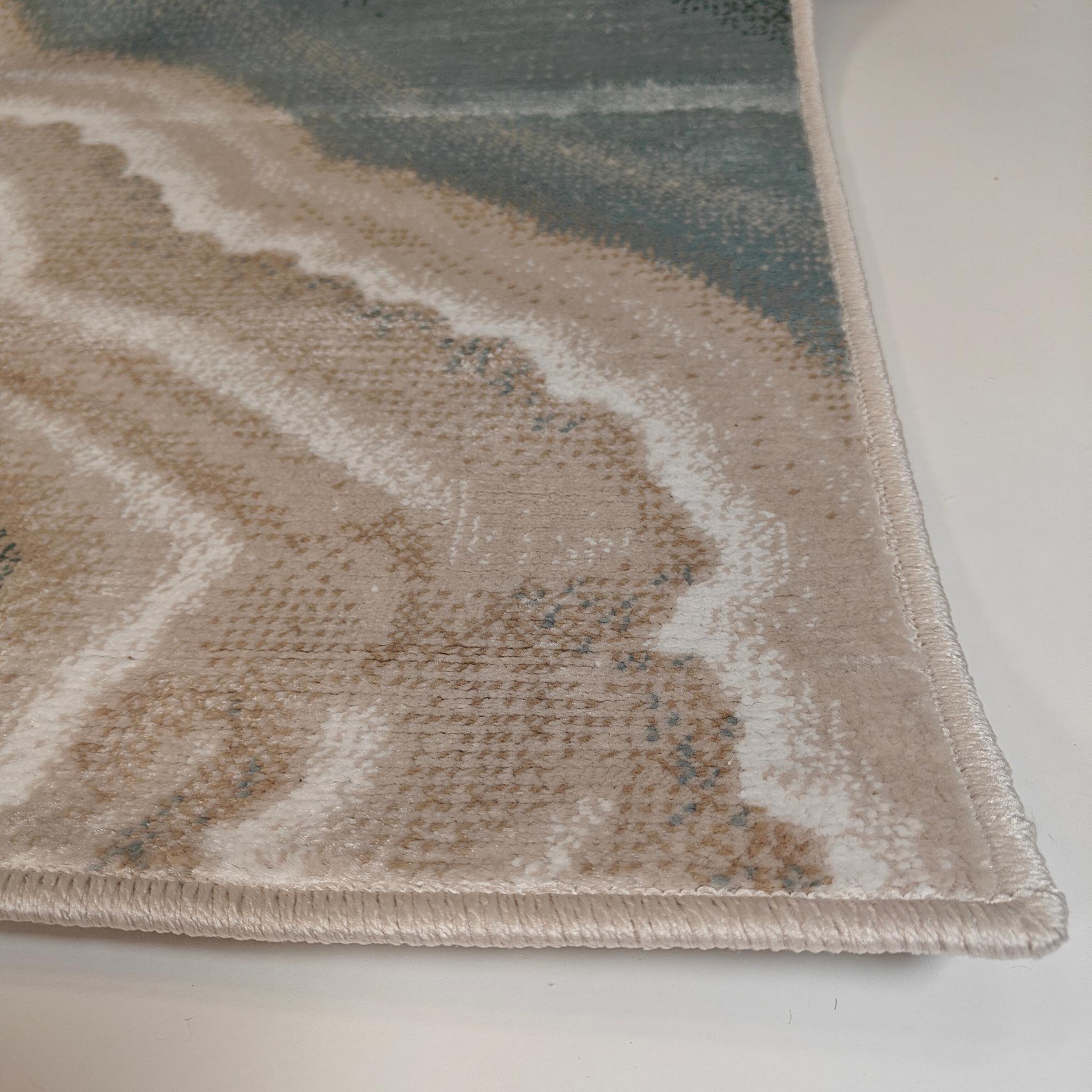 Atrani low pile Rug - Green / beige - white