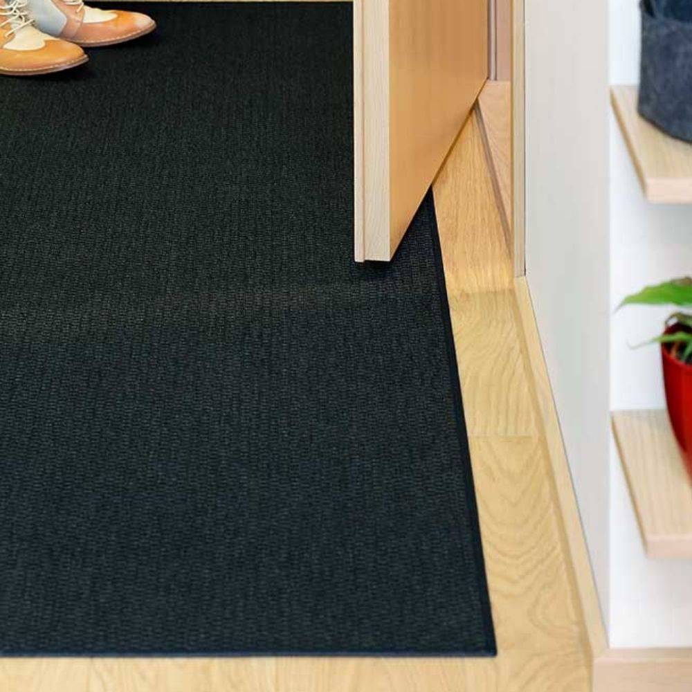 Narma BONO Flatweave rug, Custom Size - black