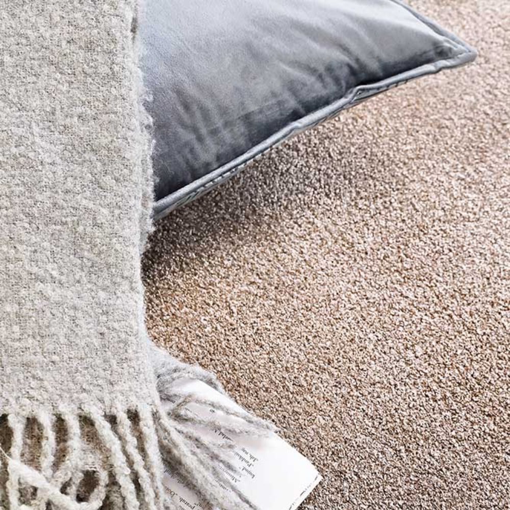 Narma NOBLE lyhytnukkainen matto - beige