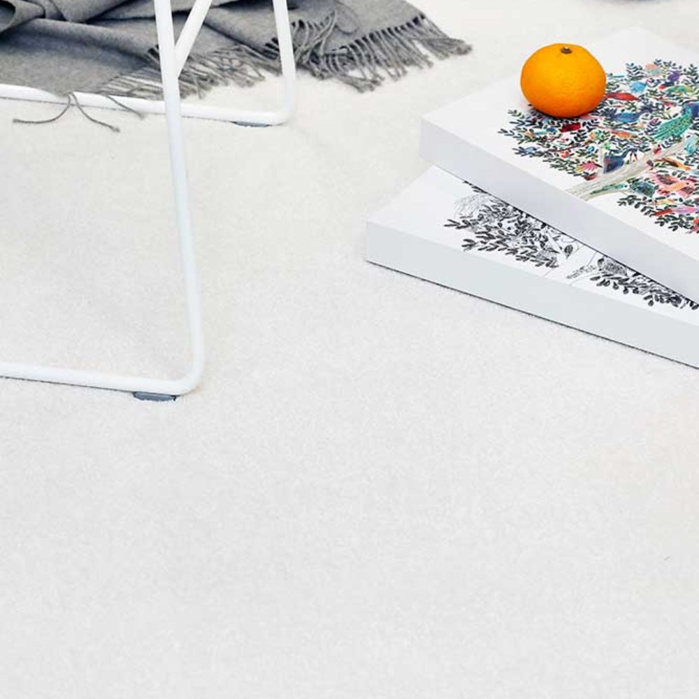 Narma WOW low pile Rug, Custom Size - white