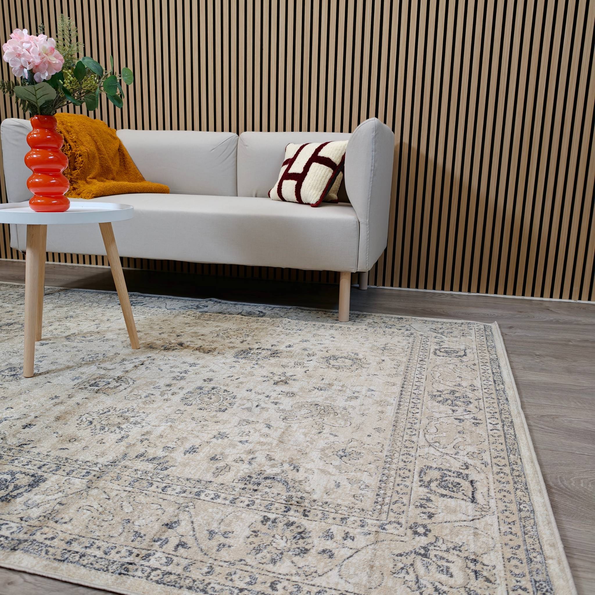 Velour Viscose rug - beige