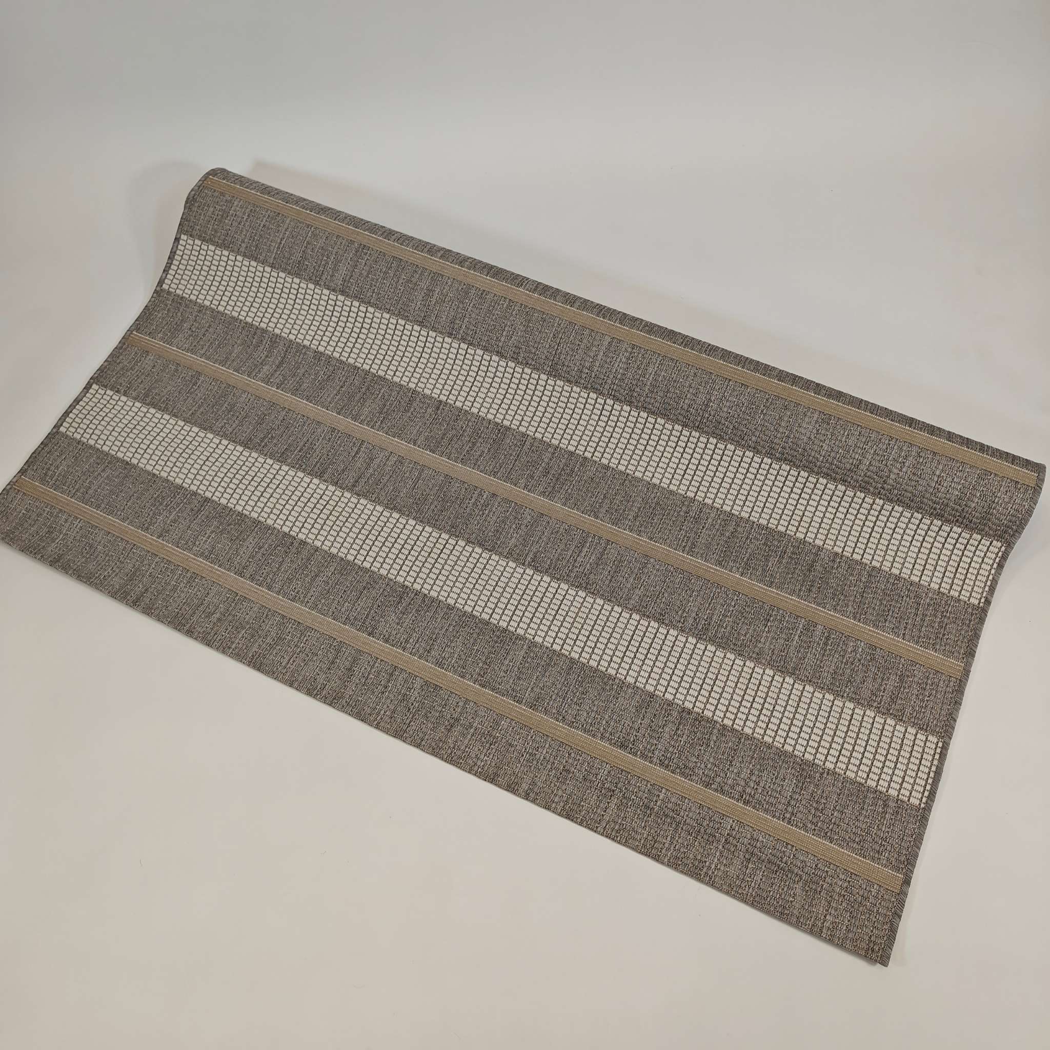 Juova sileäksi kudottu matto - vaaleanharmaa-beige